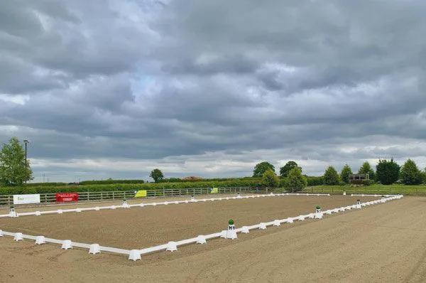 Outdoor arena with rails